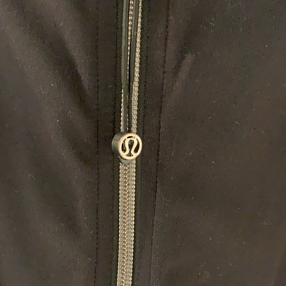 Lululemon jacket - Picture 2 of 3